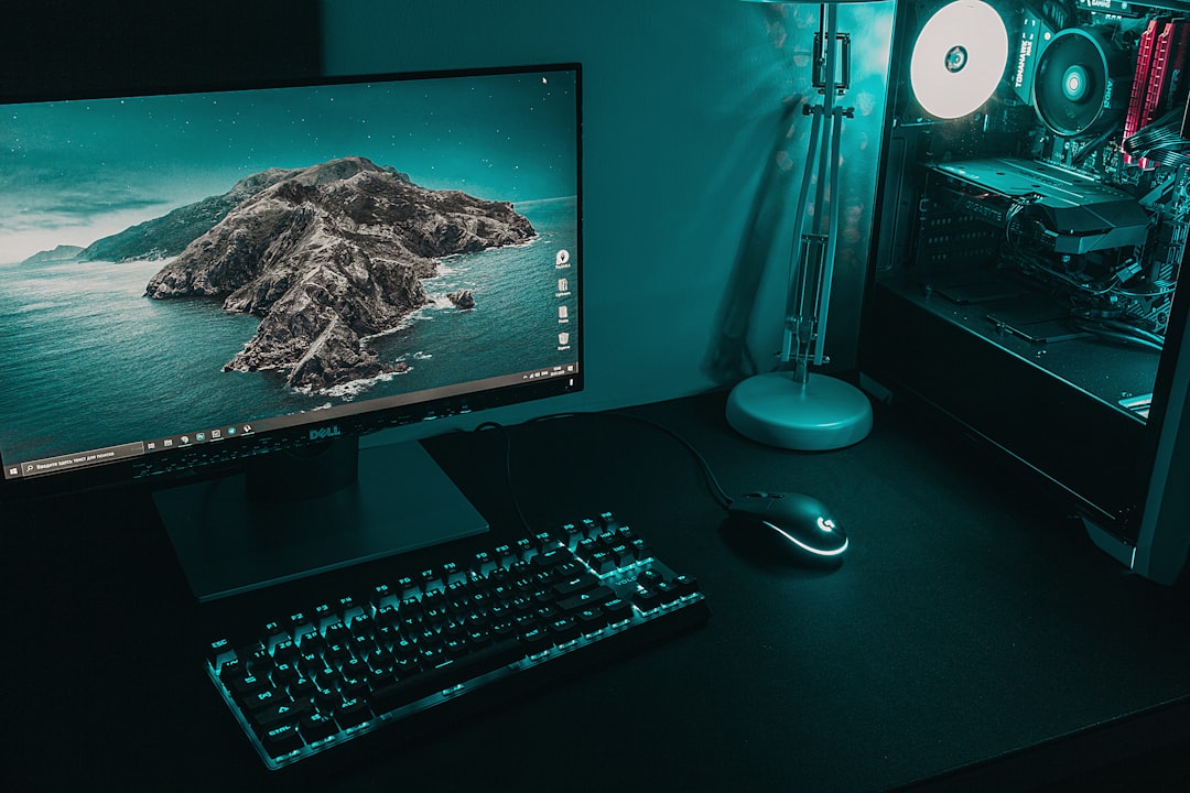 Desktop workstation and computer setup, representing custom computer builds. Photo by Daniel Eliashevskyi on Unsplash.